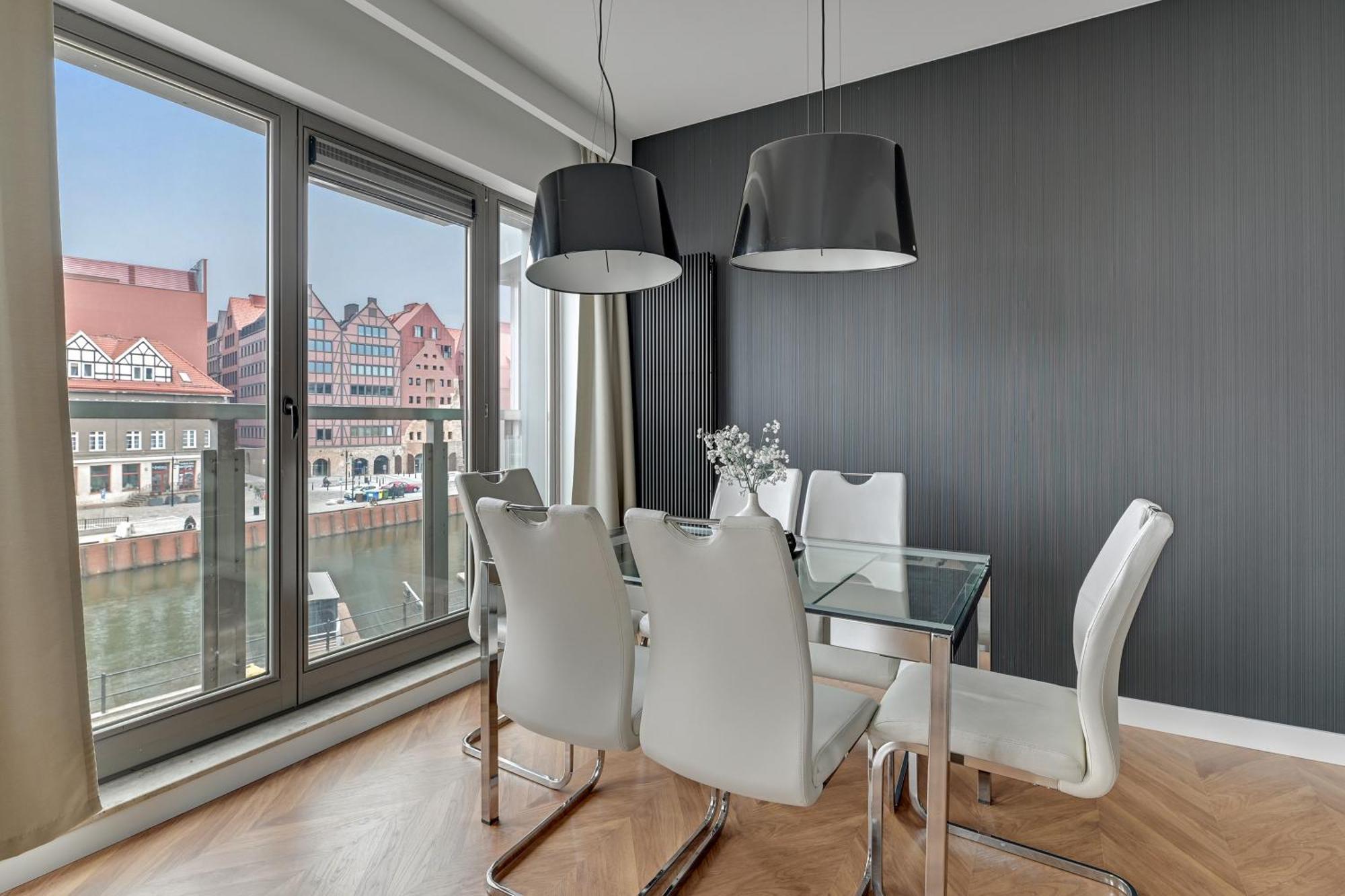 Waterlane Riverside - Spa, Pool, Gym & Parking By Downtown Apartments Gdansk Dış mekan fotoğraf