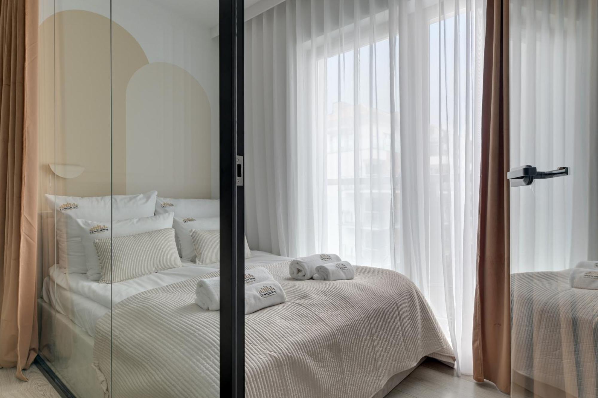 Waterlane Riverside - Spa, Pool, Gym & Parking By Downtown Apartments Gdansk Oda fotoğraf
