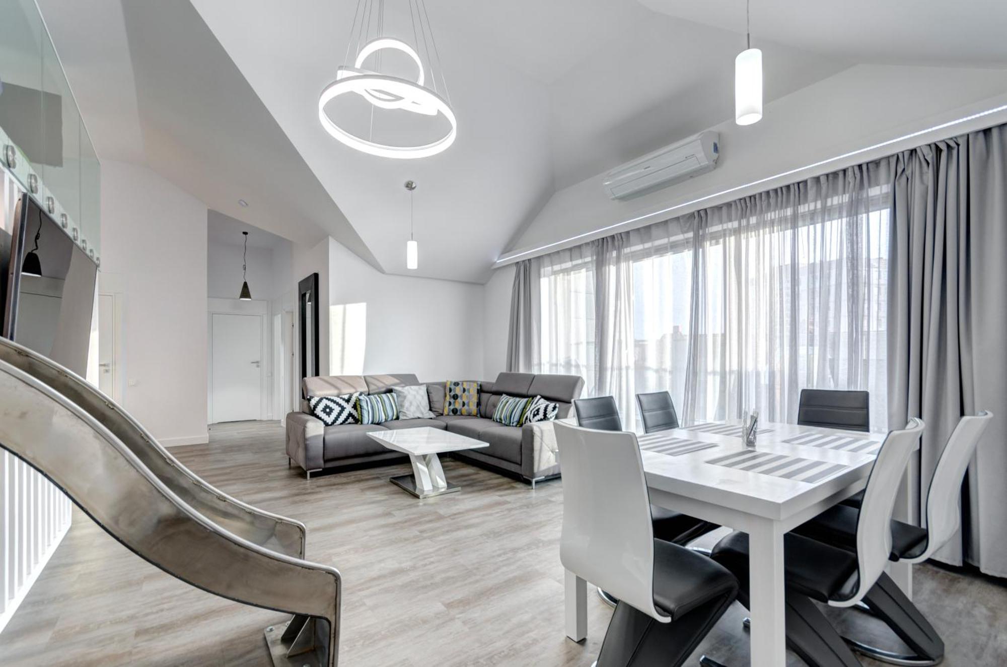 Waterlane Riverside - Spa, Pool, Gym & Parking By Downtown Apartments Gdansk Oda fotoğraf