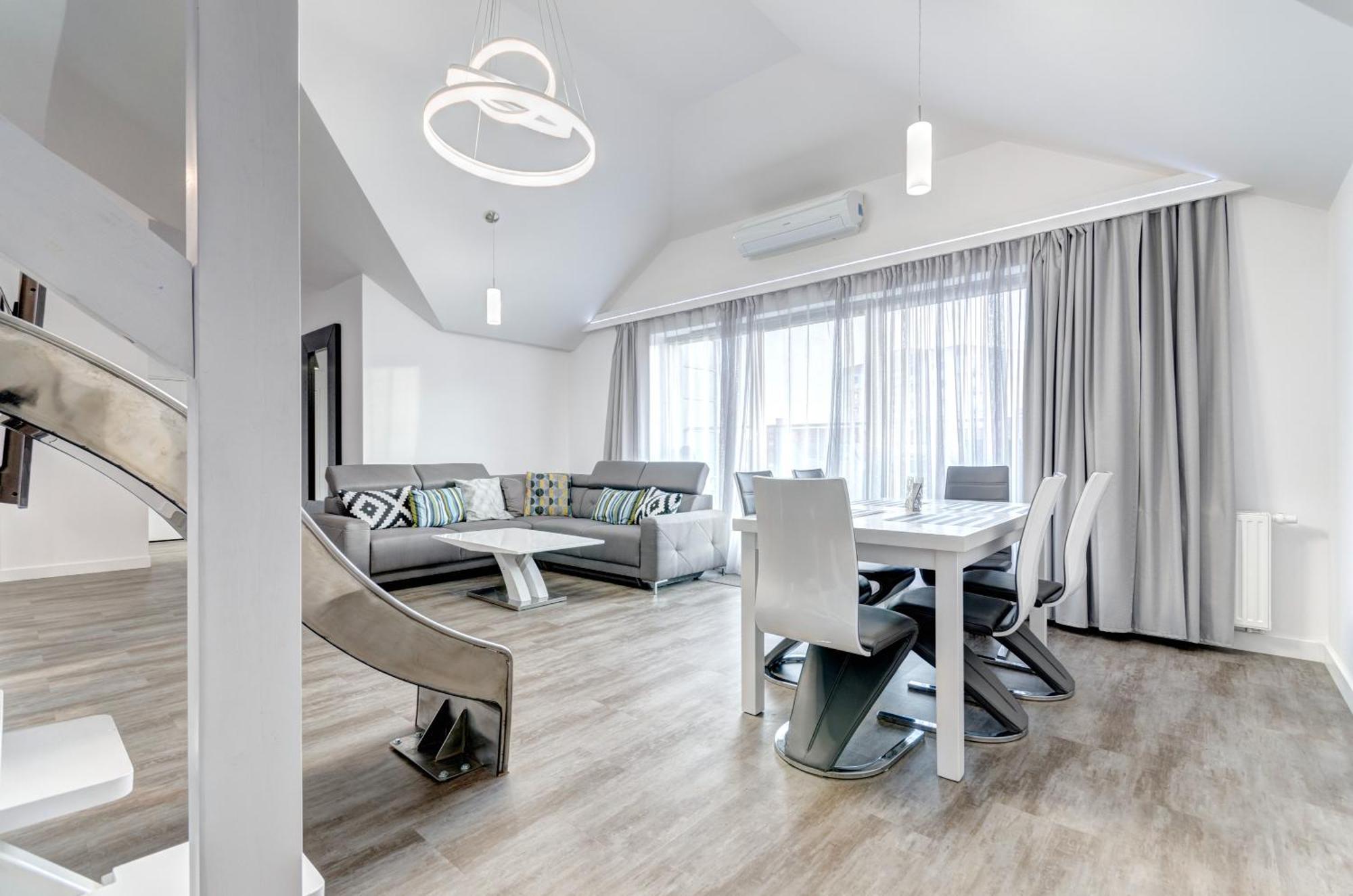 Waterlane Riverside - Spa, Pool, Gym & Parking By Downtown Apartments Gdansk Oda fotoğraf
