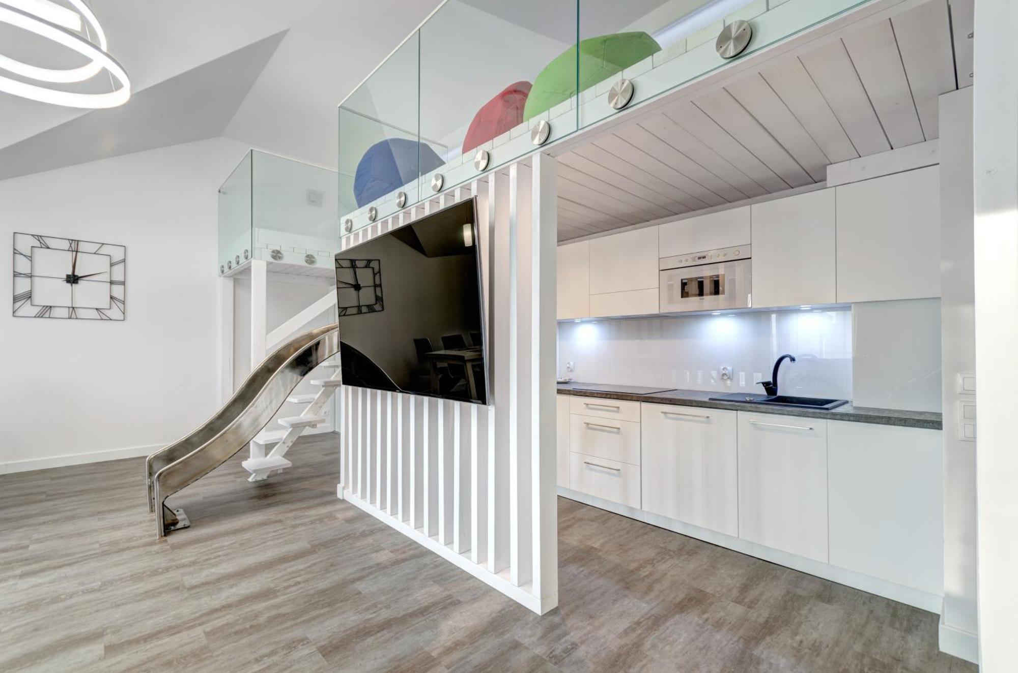 Waterlane Riverside - Spa, Pool, Gym & Parking By Downtown Apartments Gdansk Oda fotoğraf